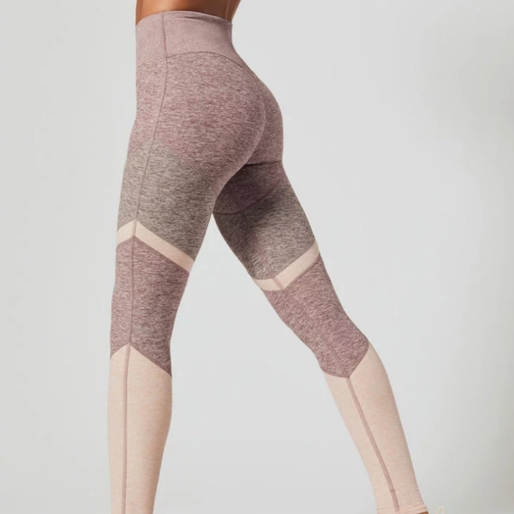 ALO YOGA HIGH-WAIST ALOSOFT SHEILA LEGGING